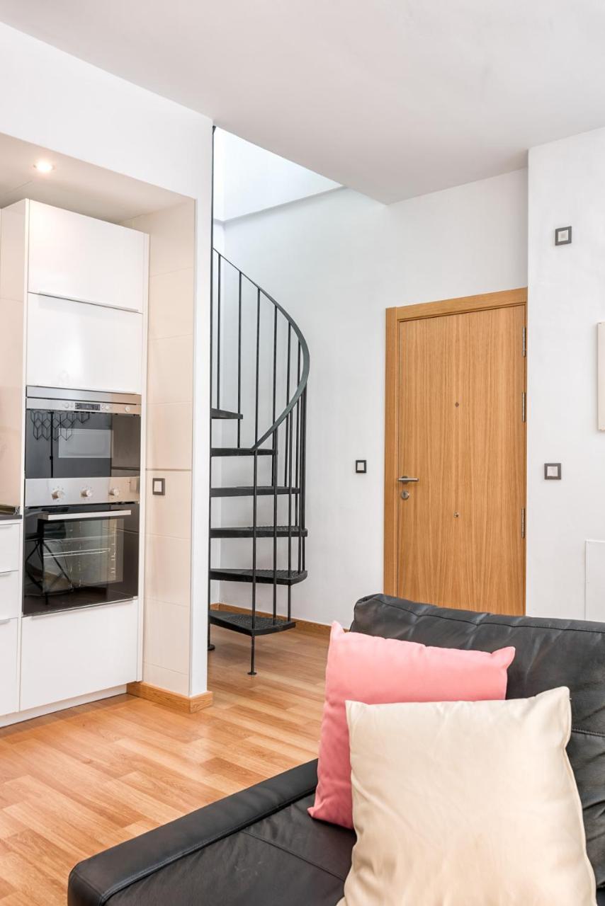 Ferienwohnung Atico Con Terraza Ac 1Hab En El Centro Y Piscina Comunitaria Málaga Exterior foto