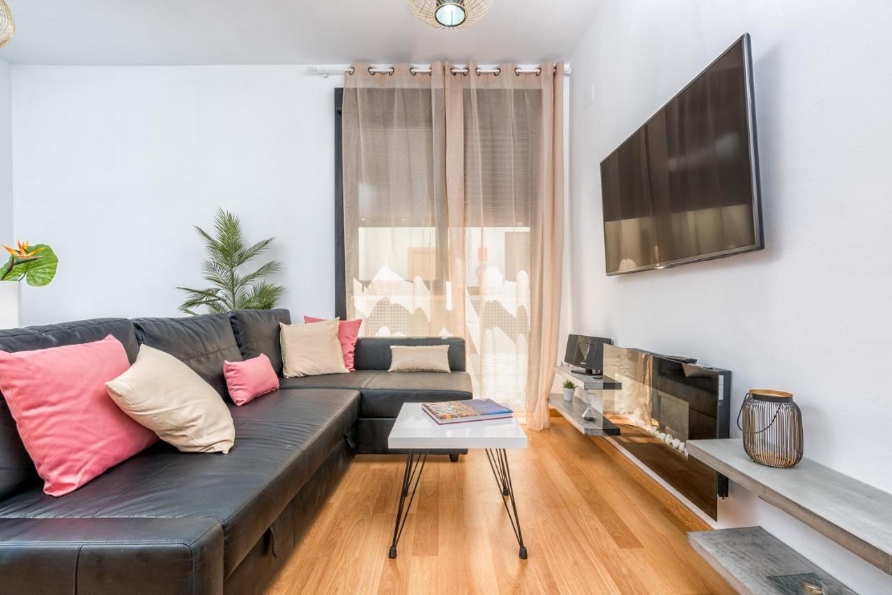 Ferienwohnung Atico Con Terraza Ac 1Hab En El Centro Y Piscina Comunitaria Málaga Exterior foto