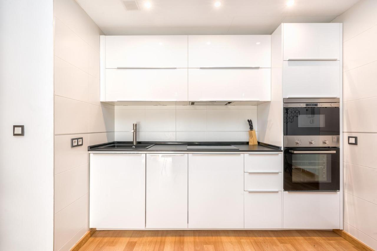Ferienwohnung Atico Con Terraza Ac 1Hab En El Centro Y Piscina Comunitaria Málaga Exterior foto
