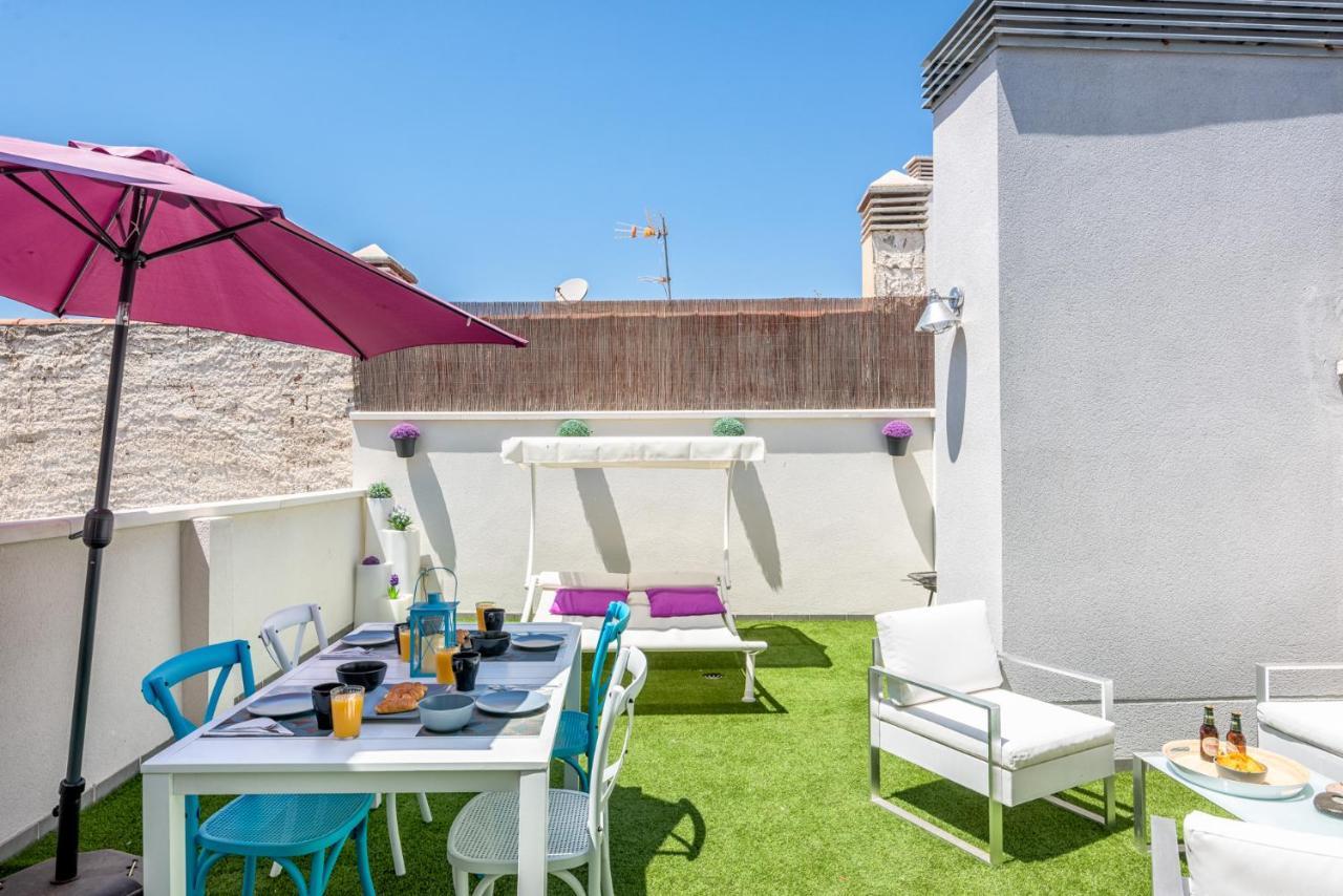 Ferienwohnung Atico Con Terraza Ac 1Hab En El Centro Y Piscina Comunitaria Málaga Exterior foto