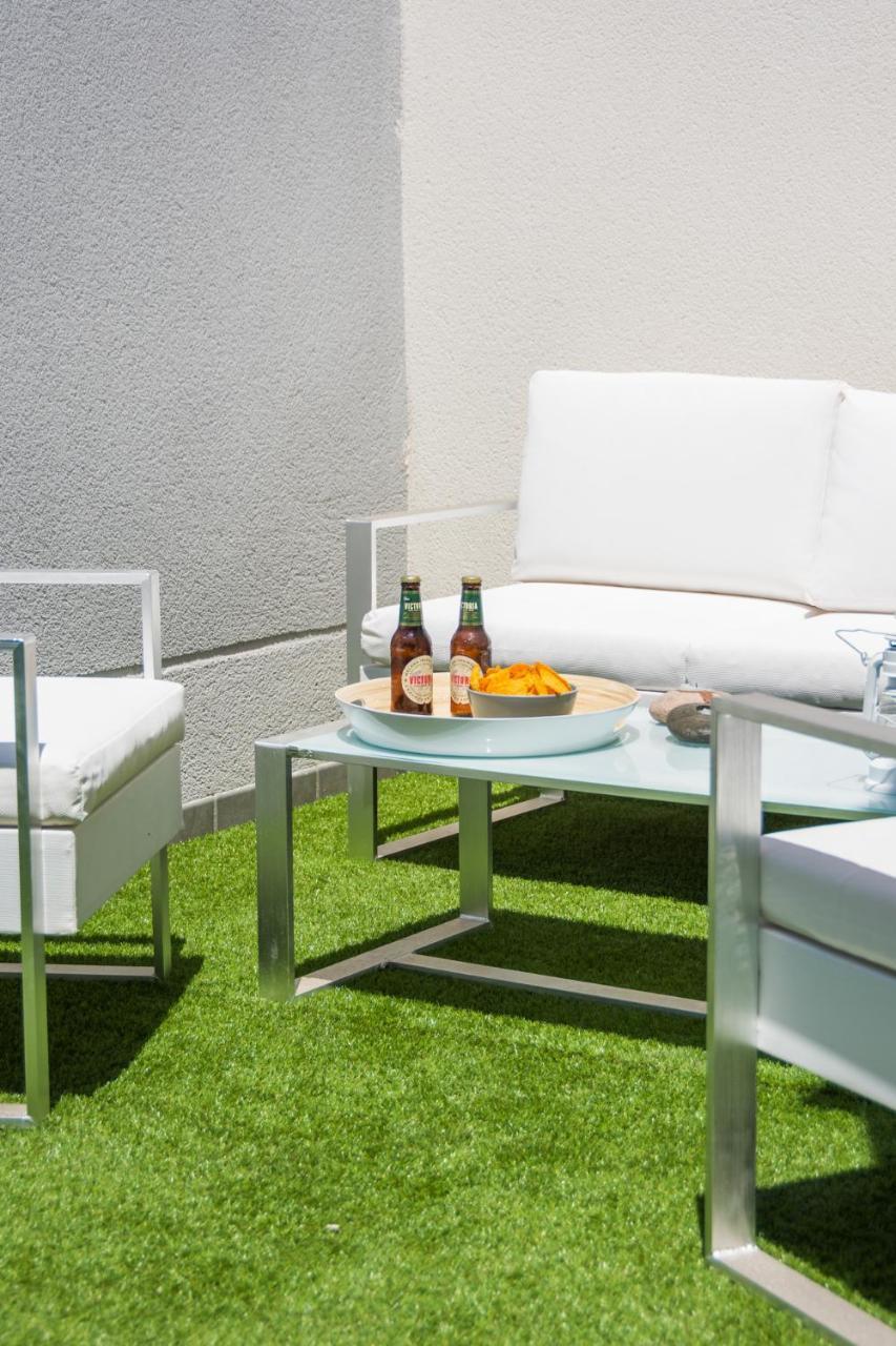 Ferienwohnung Atico Con Terraza Ac 1Hab En El Centro Y Piscina Comunitaria Málaga Exterior foto