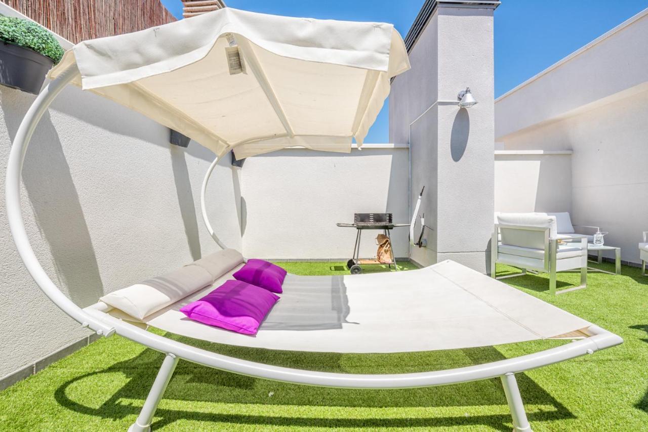 Ferienwohnung Atico Con Terraza Ac 1Hab En El Centro Y Piscina Comunitaria Málaga Exterior foto