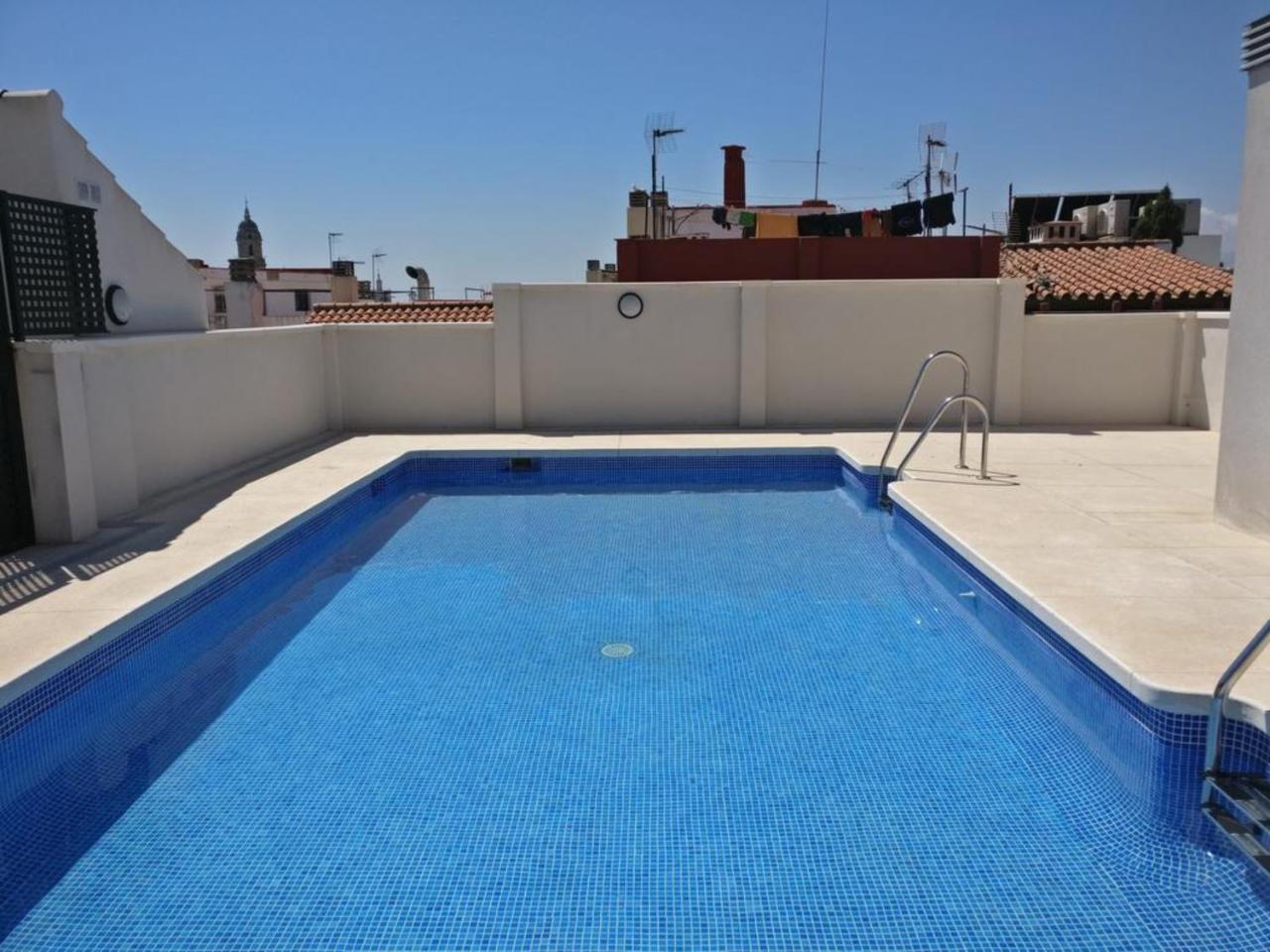 Ferienwohnung Atico Con Terraza Ac 1Hab En El Centro Y Piscina Comunitaria Málaga Exterior foto