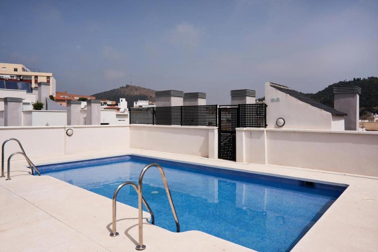 Ferienwohnung Atico Con Terraza Ac 1Hab En El Centro Y Piscina Comunitaria Málaga Exterior foto